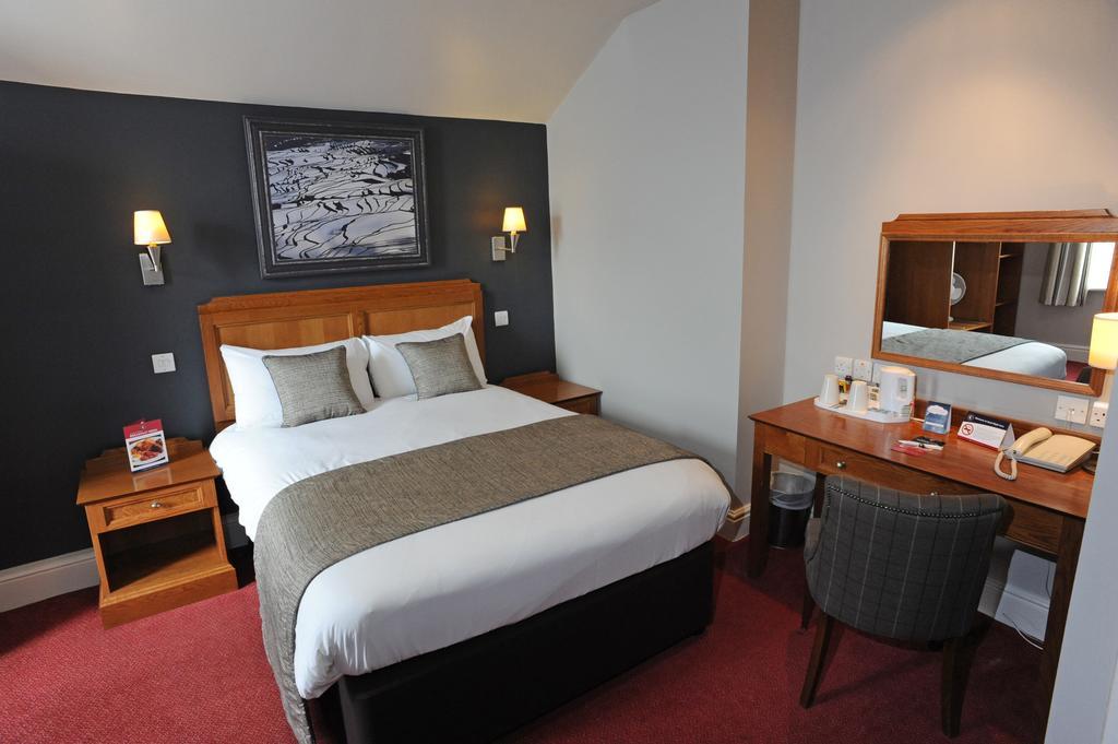 Brentwood Inn By Greene King Inns Rotherham Szoba fotó
